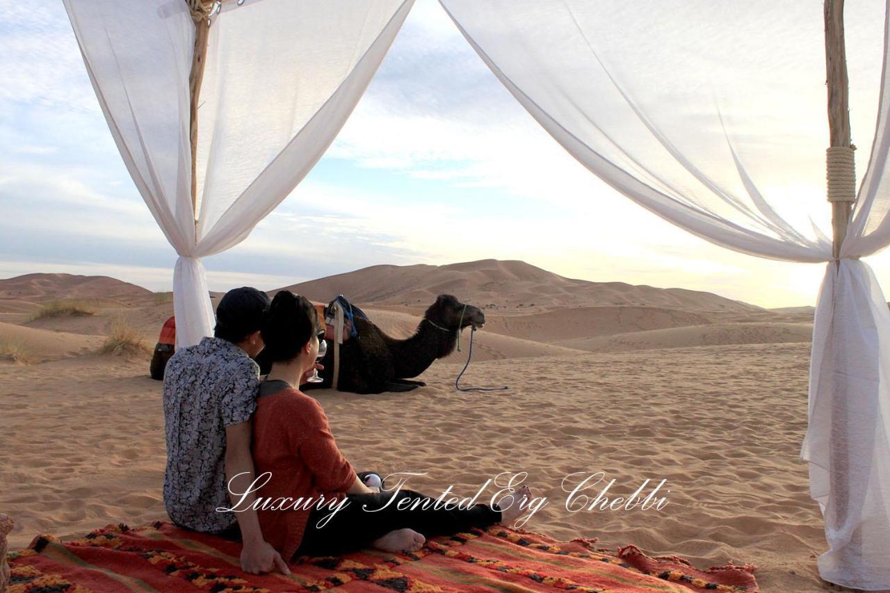 Luxury Tented Erg Chebbi Merzouga Exterior foto